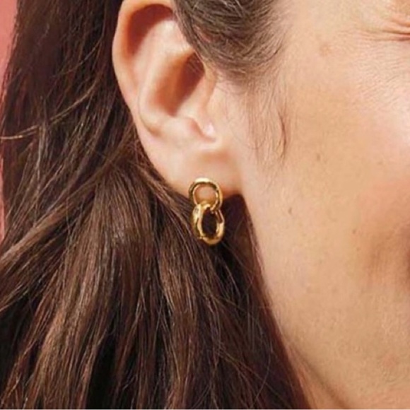 Stella & Dot essential hammered convertible hoops - Picture 2 of 3